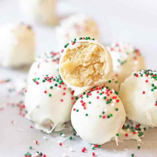 Easy Cookie Exchange Recipes: Christmas Sugar Cookie Truffles