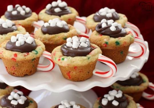 Easy Cookie Exchange Recipes: Hot Chocolate Cookie Cups