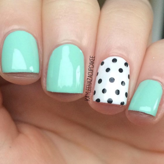 Gel Nail Designs and More: Mint Green Polka Dot Nail Art