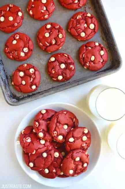 Red Velvet Chocolate Chip Cake Batter Cookies: Easy Cookie Exchange Recipes